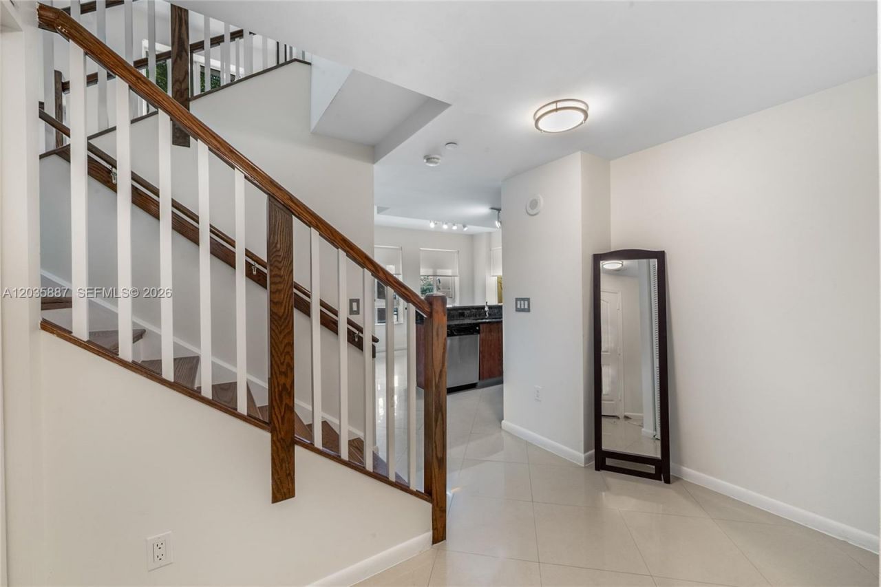 7375 SW 90th St , Unit TH107, Miami, FL 33156 Photo