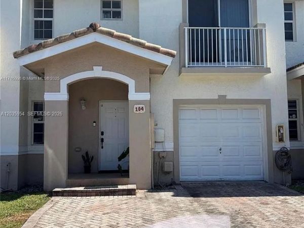 13982 SW 260th St, Unit 104, Homestead, FL 33032