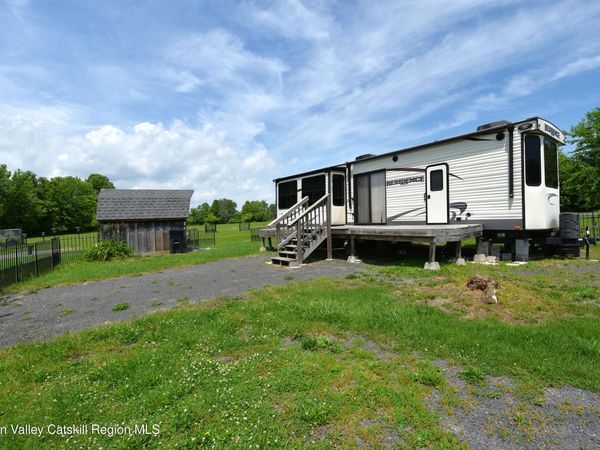 21 Stacy Road, Coxsackie, NY 12051
