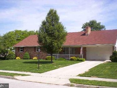 224 DEGUY AVENUE, HANOVER, PA 17331