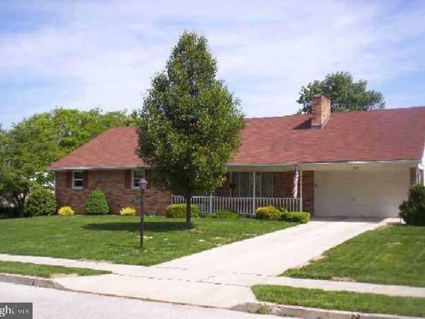 224 Deguy Avenue , Hanover, PA 17331 Main Photo