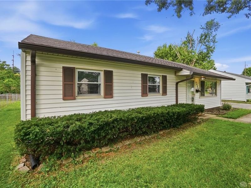 1677 Falke Drive, Dayton, OH 45432 Photo 4