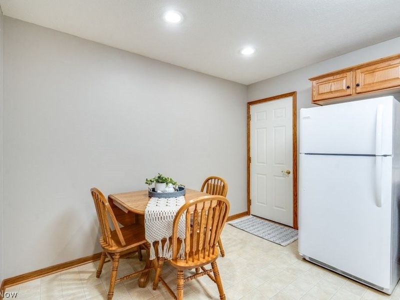 357 Woodbury Circle , Dalton, OH 44618 Photo 13