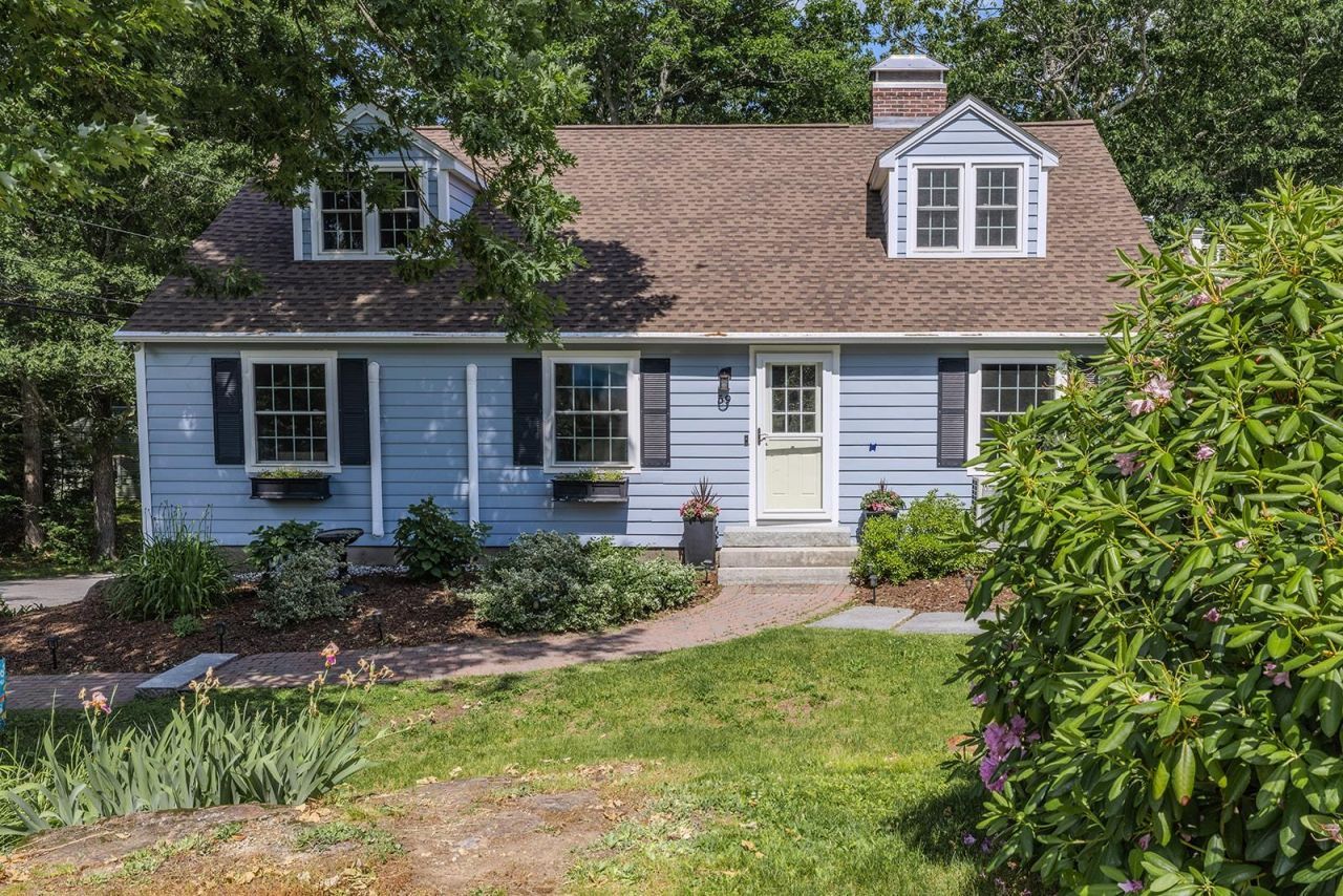 59 Blaze Hill Road, Hopkinton, NH 03229 Main Photo