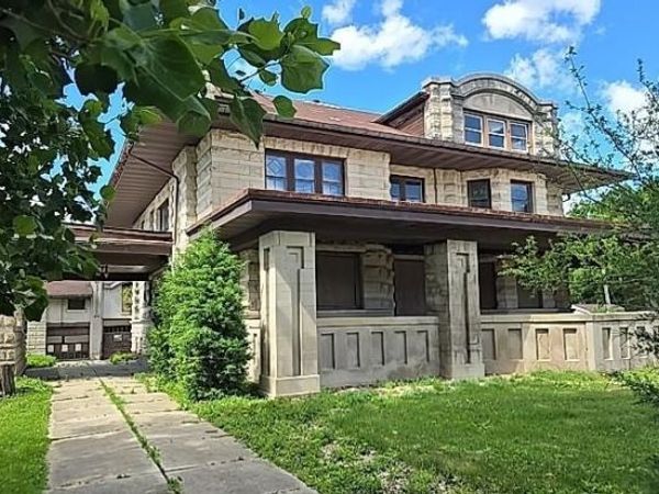 836 W Stephenson Street, FREEPORT, IL 61032