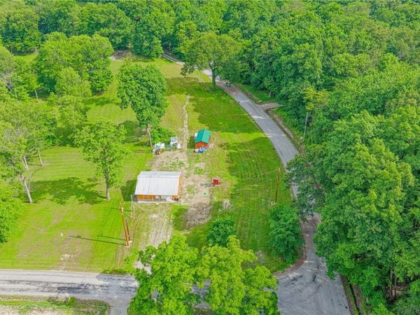325 Oakdale Road , Darlington, PA 16115