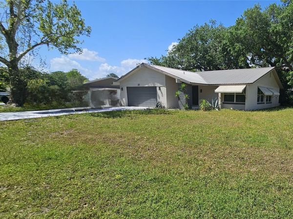 37 COOPER LANE , PALM COAST, FL 32137