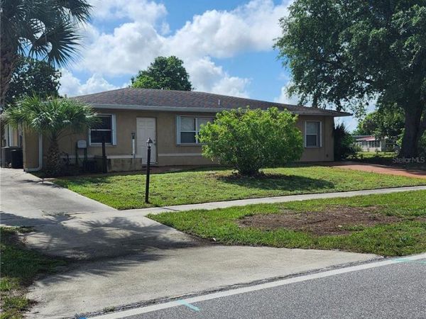 2220 BIRCHCREST BOULEVARD , PORT CHARLOTTE, FL 33952