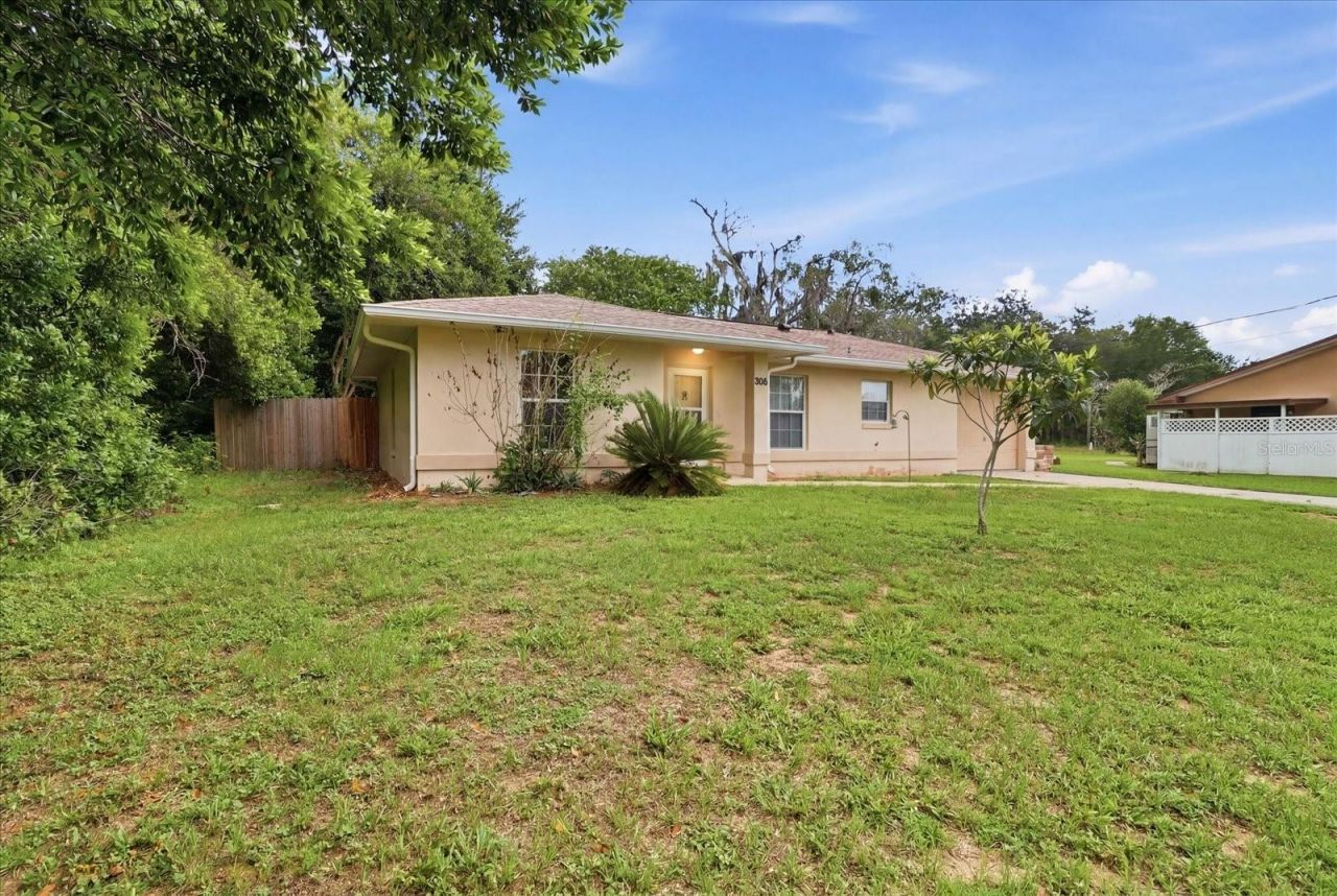 906 Oak Street, Inverness, FL 34452 Photo