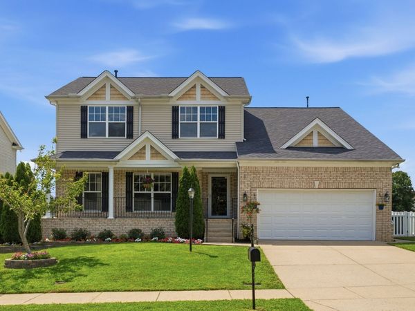 177 Vintage Cir, Hendersonville, TN 37075