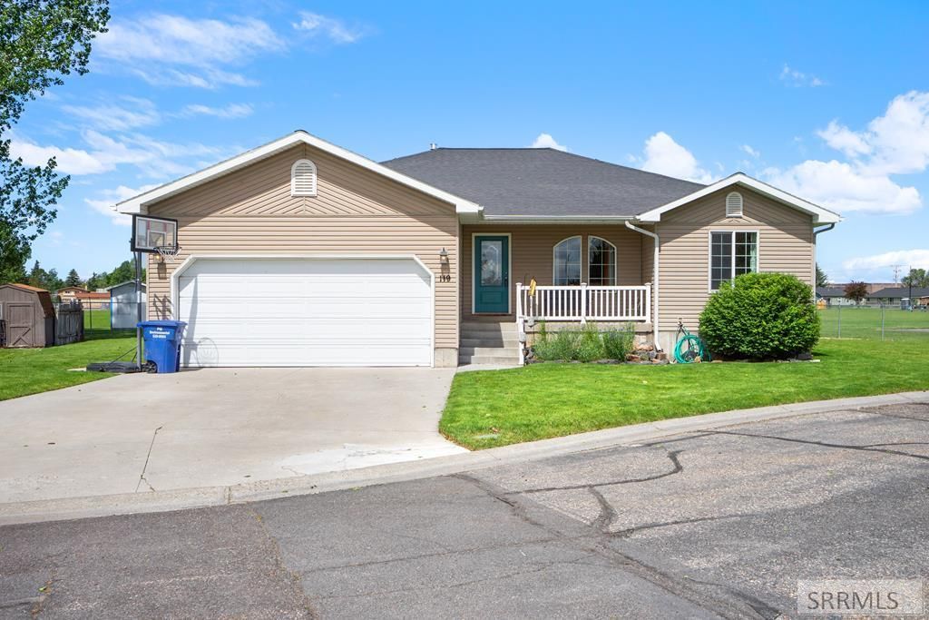 119 Michelle Drive, Sugar City, ID 83448 Main Photo
