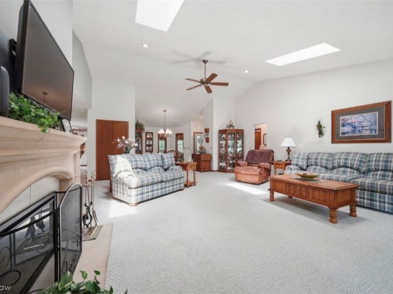3556 Lake Road, Conneaut, OH 44030 Photo 21