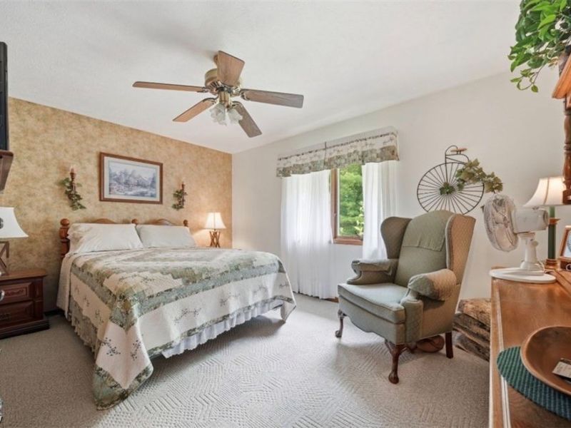 3556 Lake Road, Conneaut, OH 44030 Photo 34
