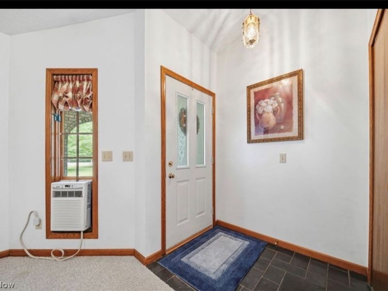 3556 Lake Road, Conneaut, OH 44030 Photo 8
