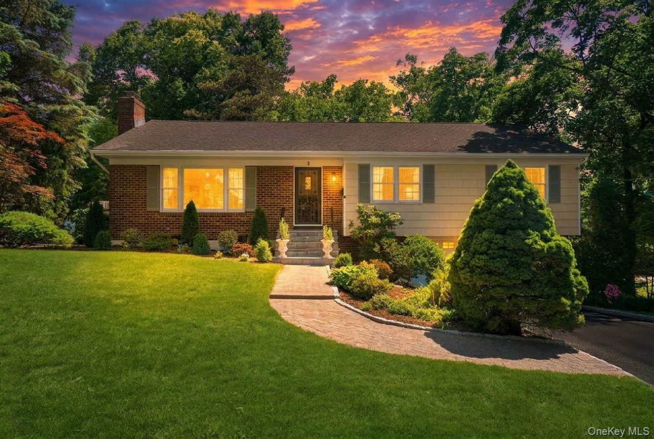3 Dupont Avenue , White Plains, NY 10605 Main Photo