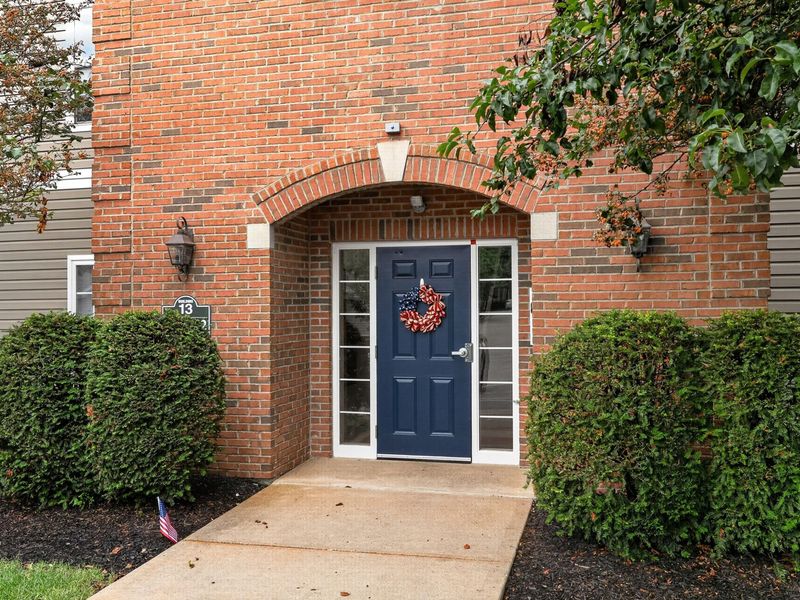 588 Ivy Ridge Drive, Newport, KY 41076 Photo 2