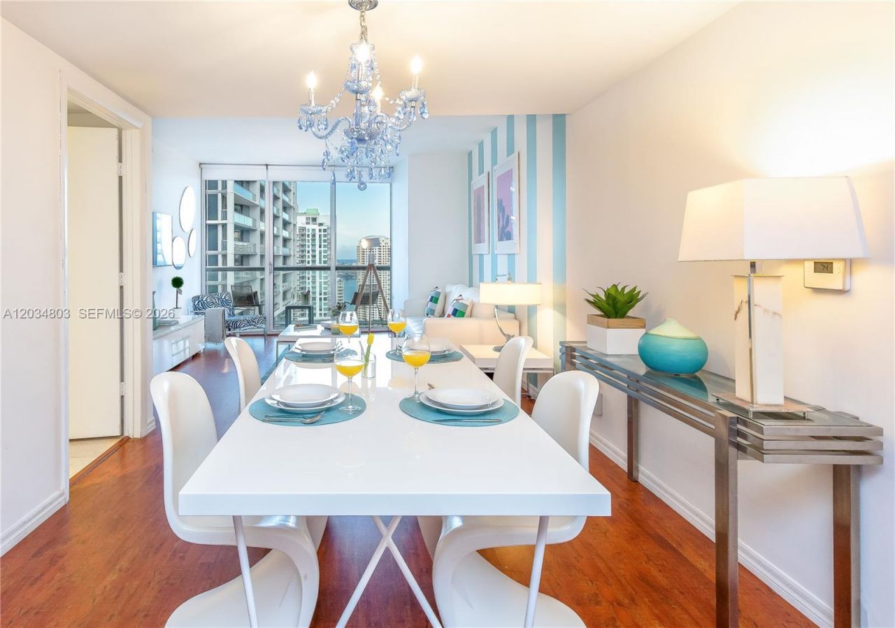 485 Brickell Ave , Unit 3211, Miami, FL 33131 Photo
