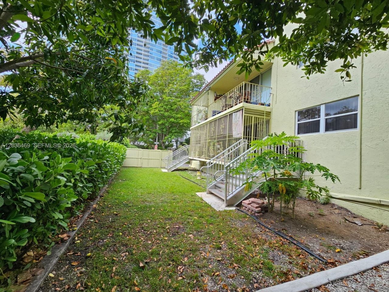 520 NE 38th St, Unit 12, Miami, FL 33137 Photo