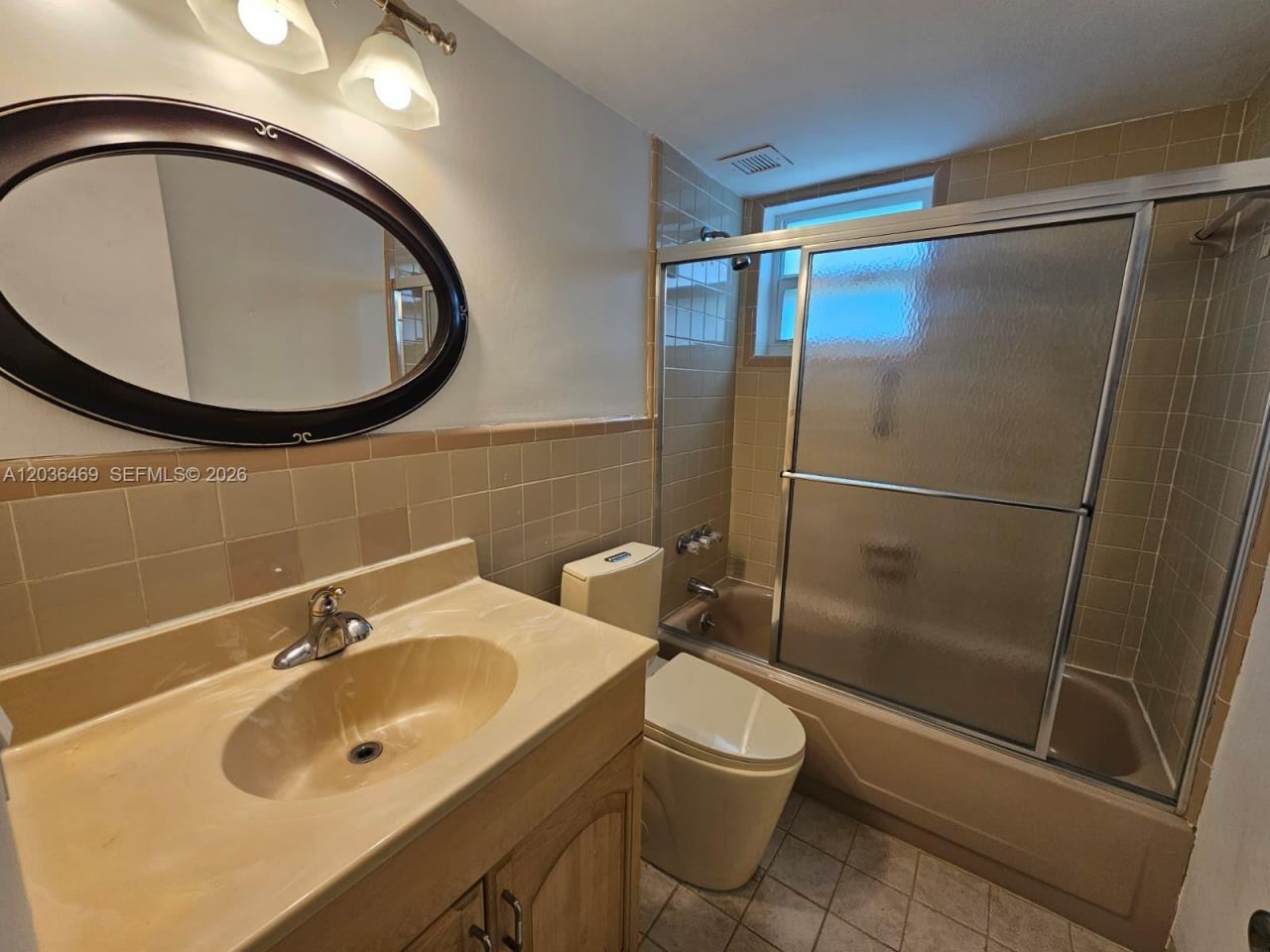 520 NE 38th St, Unit 12, Miami, FL 33137 Photo