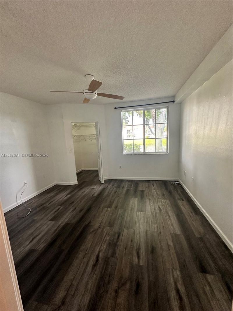 8050 N Nob Hill Rd, Unit 102, Tamarac, FL 33321 Photo
