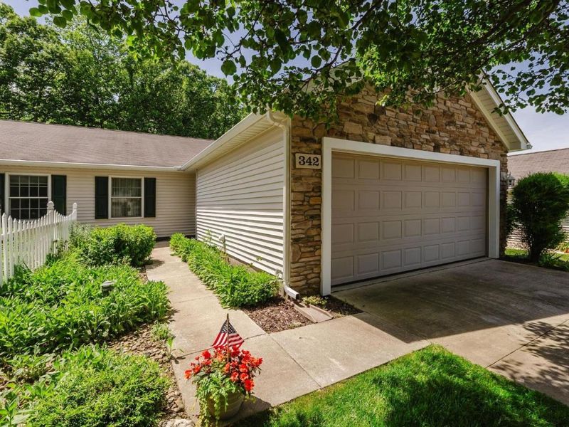 342 Lighthouse Oval Drive, Unit 342, Marblehead, OH 43440 Photo 1