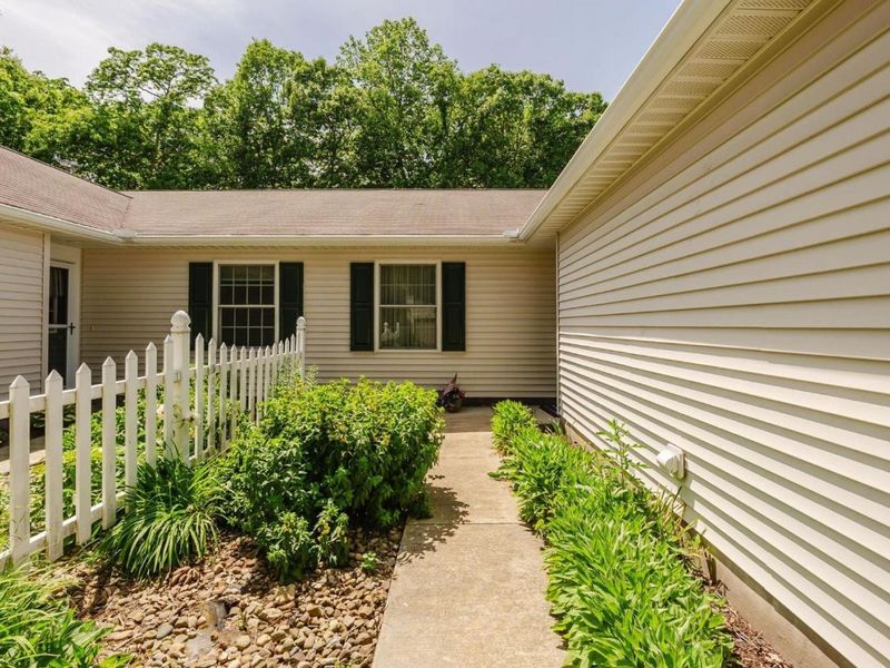 342 Lighthouse Oval Drive, Unit 342, Marblehead, OH 43440 Photo 3