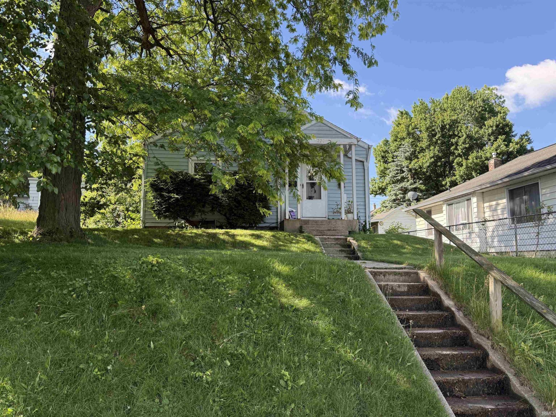 222 E Fairview Avenue, South Bend, IN 46614 Main Photo