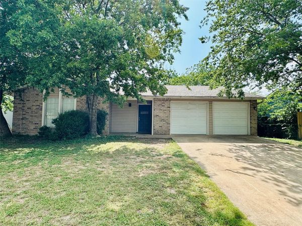 1504 Sagebrush DR , Round Rock, TX 78681