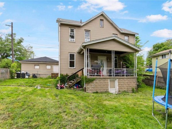 1334 Ladoga St, Pittsburgh, PA 15204
