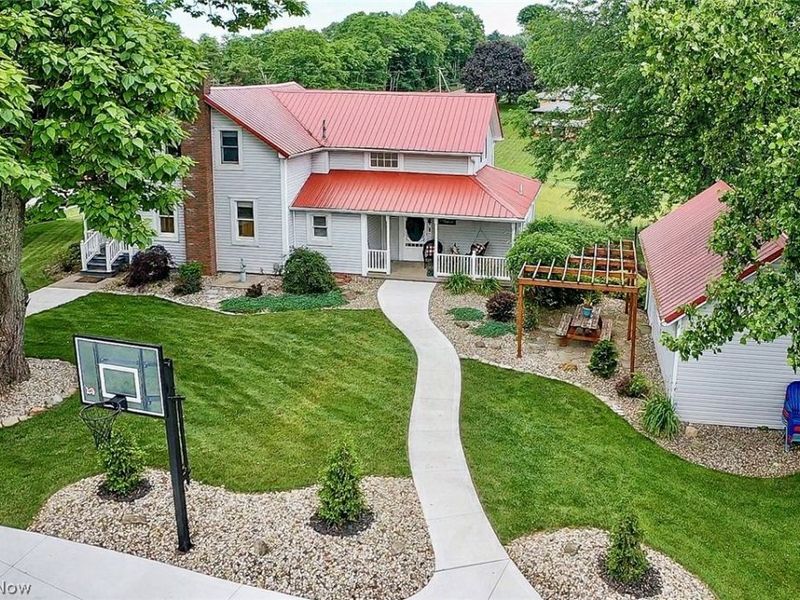 16180 Lisbon Street SE, Minerva, OH 44657 Photo 2