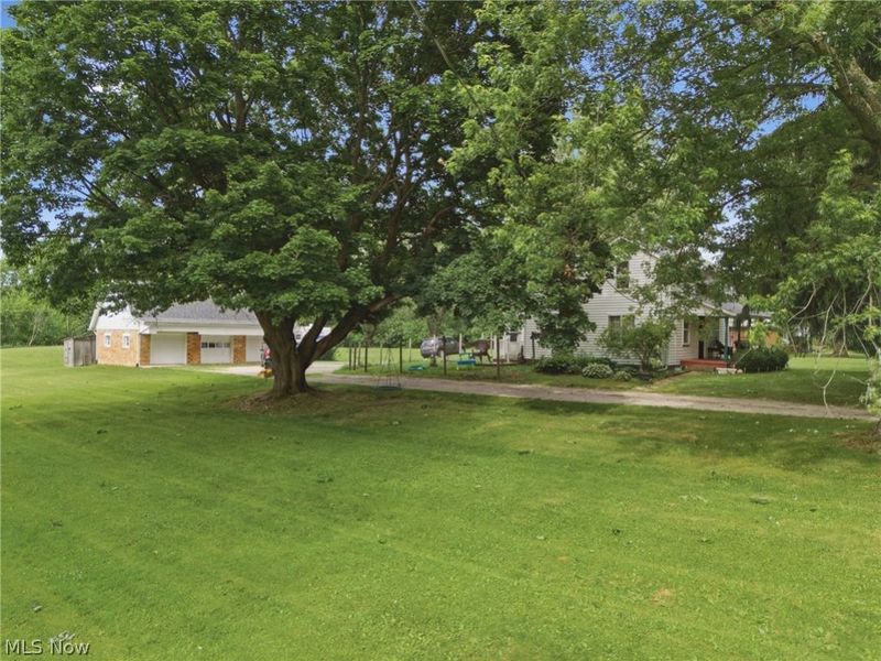 2191 Mount Pleasant Street NE, North Canton, OH 44721 Photo 4