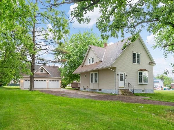 506 3rd Street SW, Montgomery, MN 56069