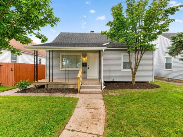 1777 E North Broadway Street , Columbus, OH 43224