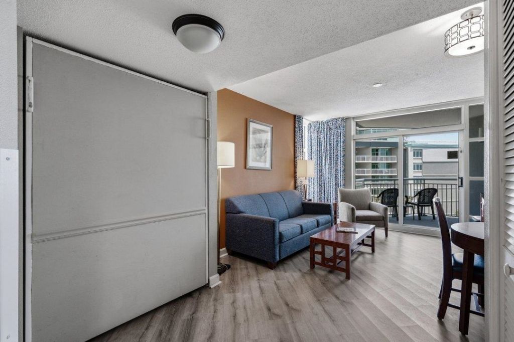 5200 N Ocean Blvd. Photo 9