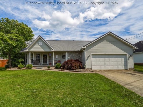 126 Woodbend Cove, Winfield, WV 25213