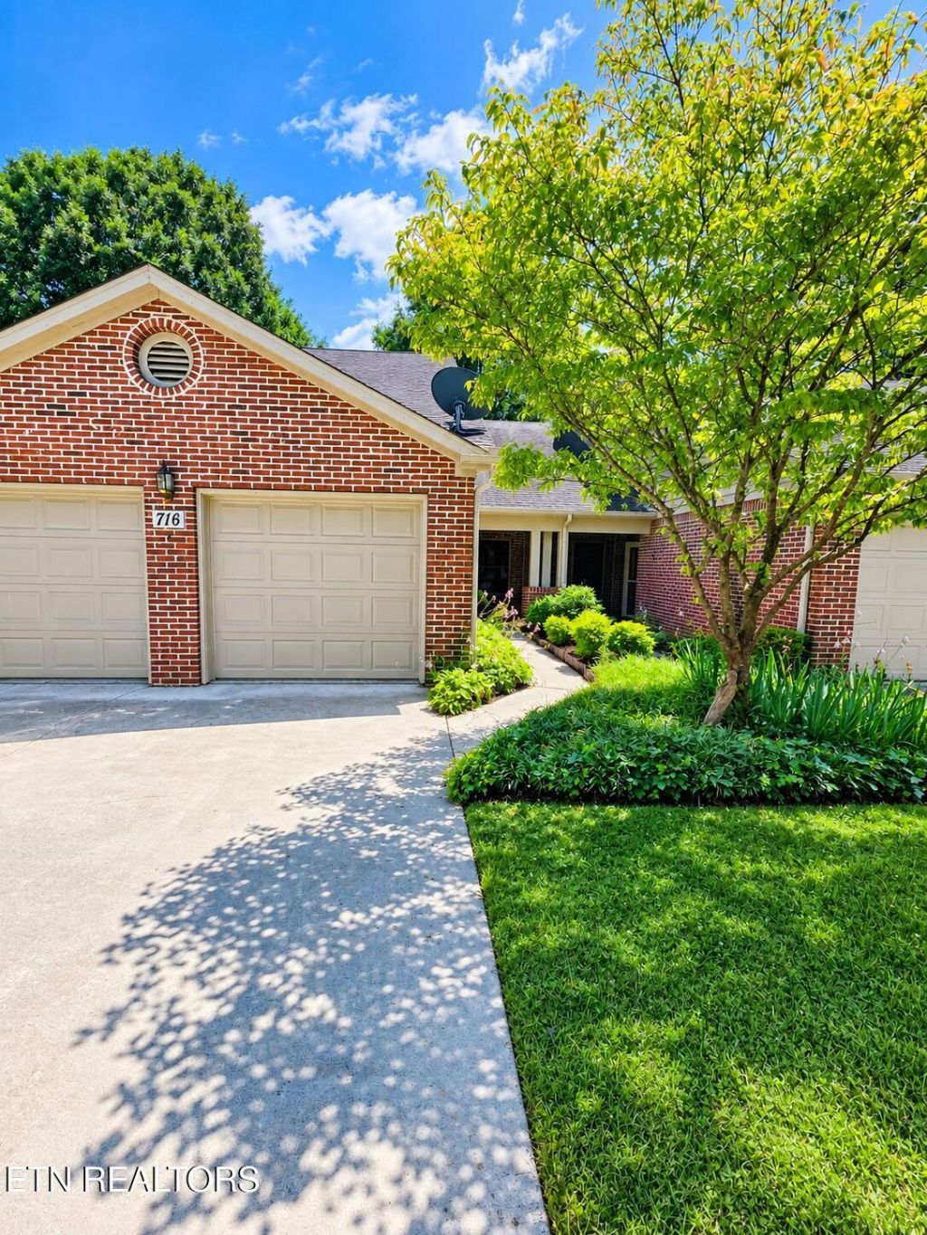 716 Sunrise Circle, Sevierville, TN 37862 Main Photo