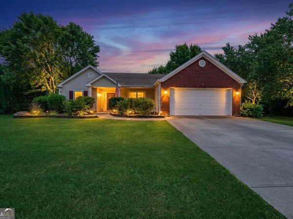 33 Glenabbey Drive, Cartersville, GA 30120