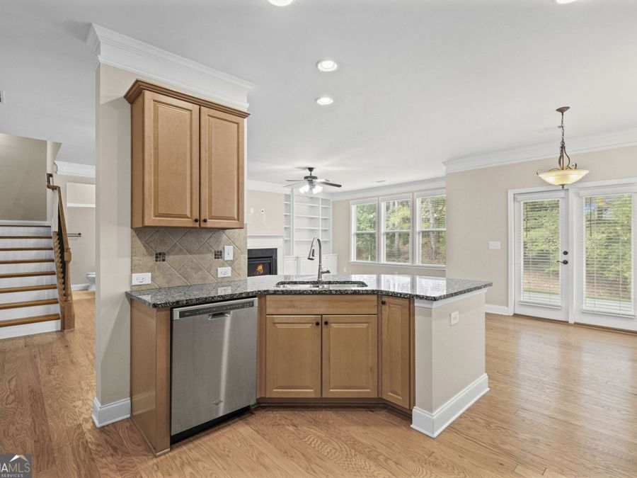 Property Image 16