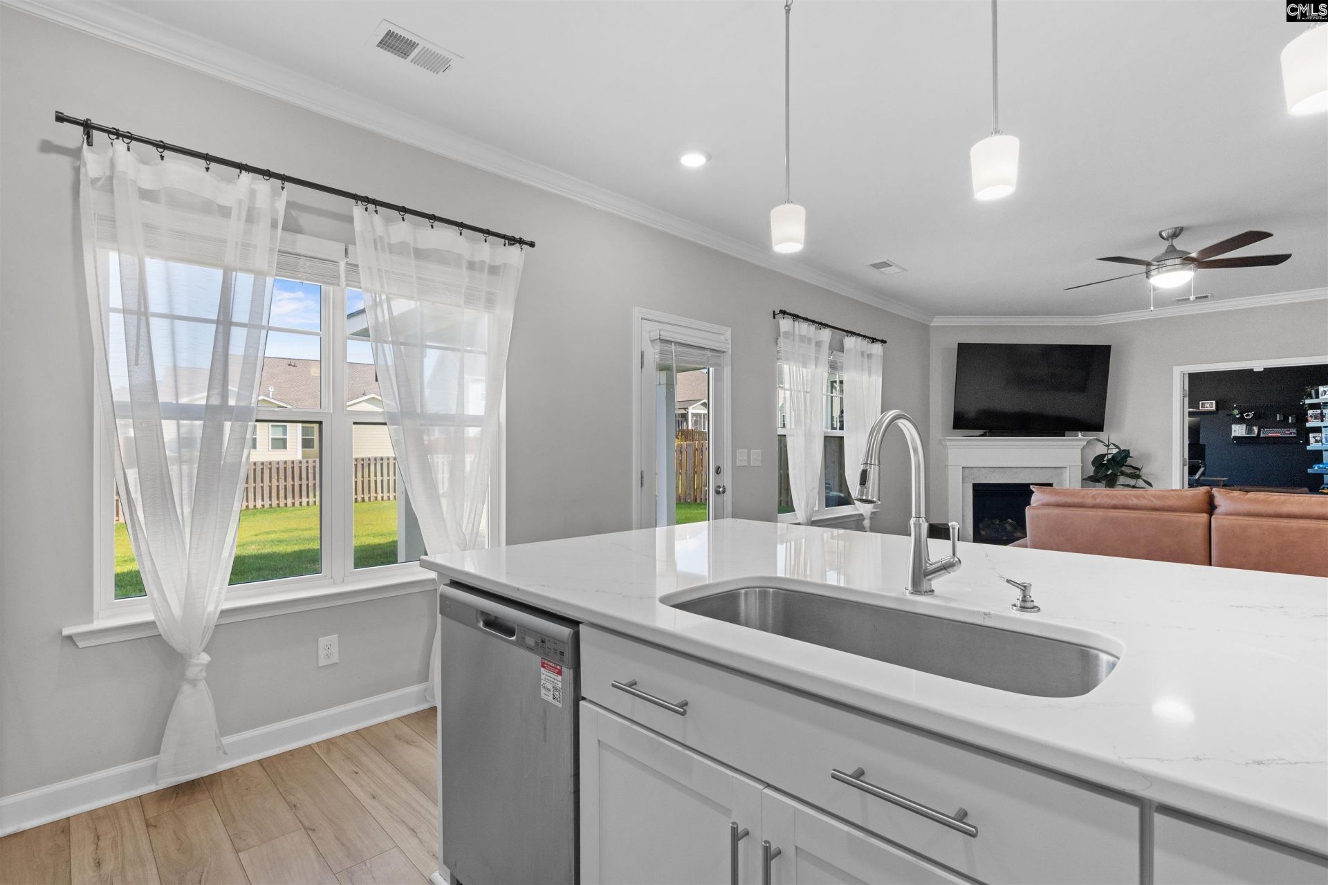4017 Summerland Way  Photo 8
