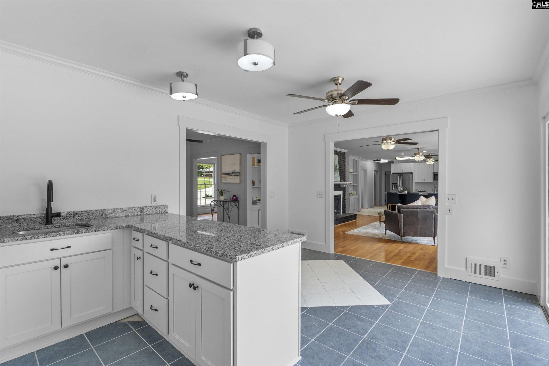 18 Northlake Road  Photo 13