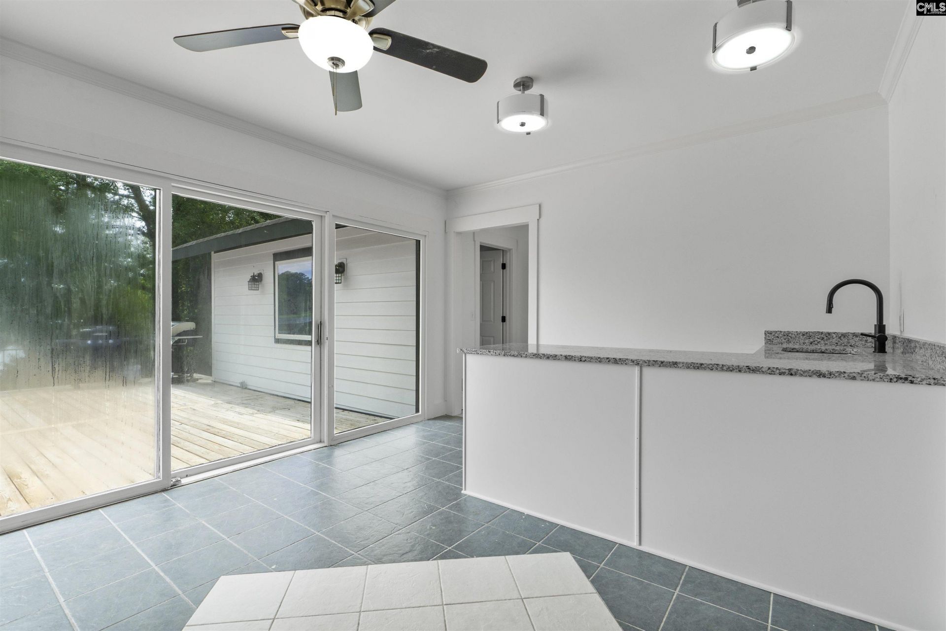 18 Northlake Road  Photo 14