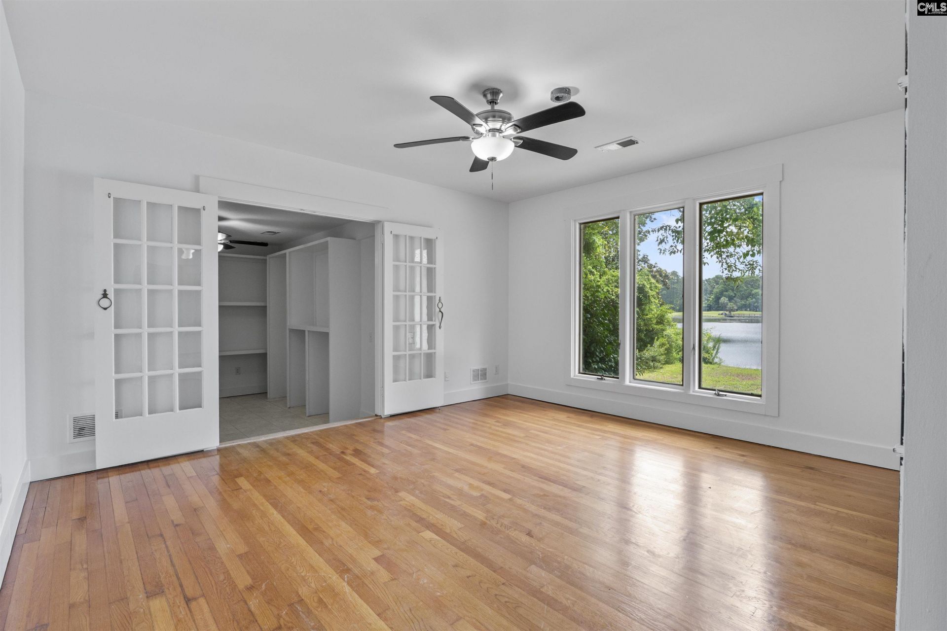 18 Northlake Road  Photo 21