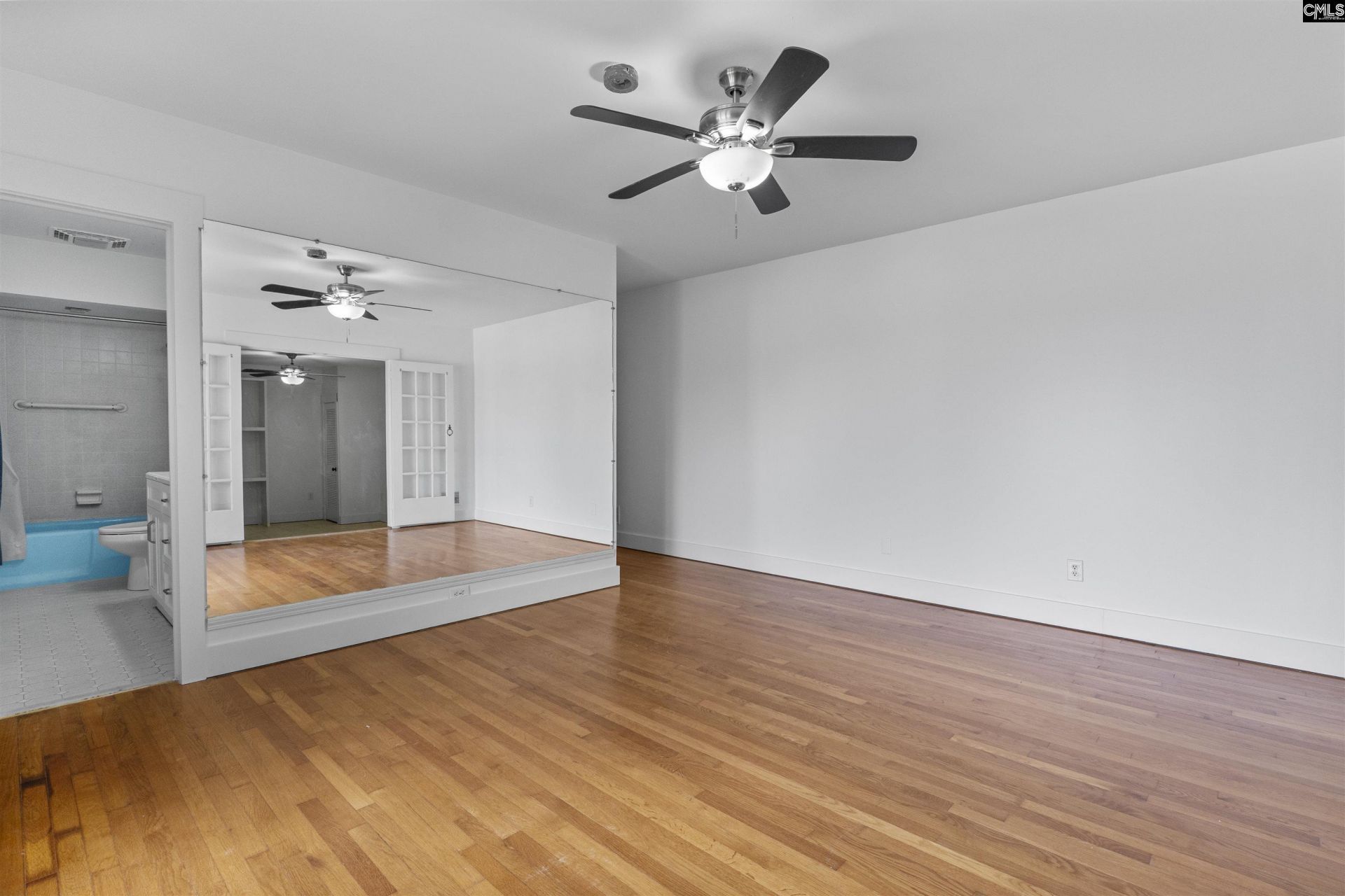 18 Northlake Road  Photo 22