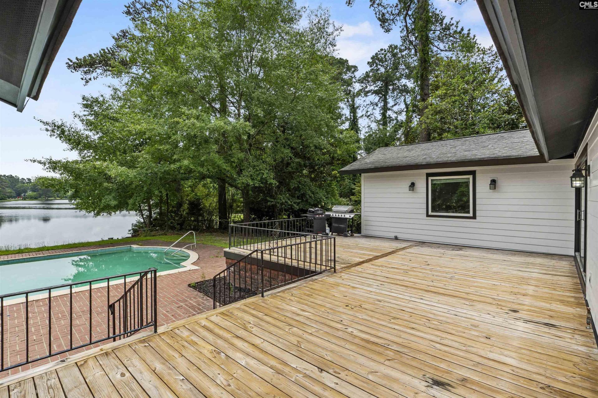 18 Northlake Road  Photo 31