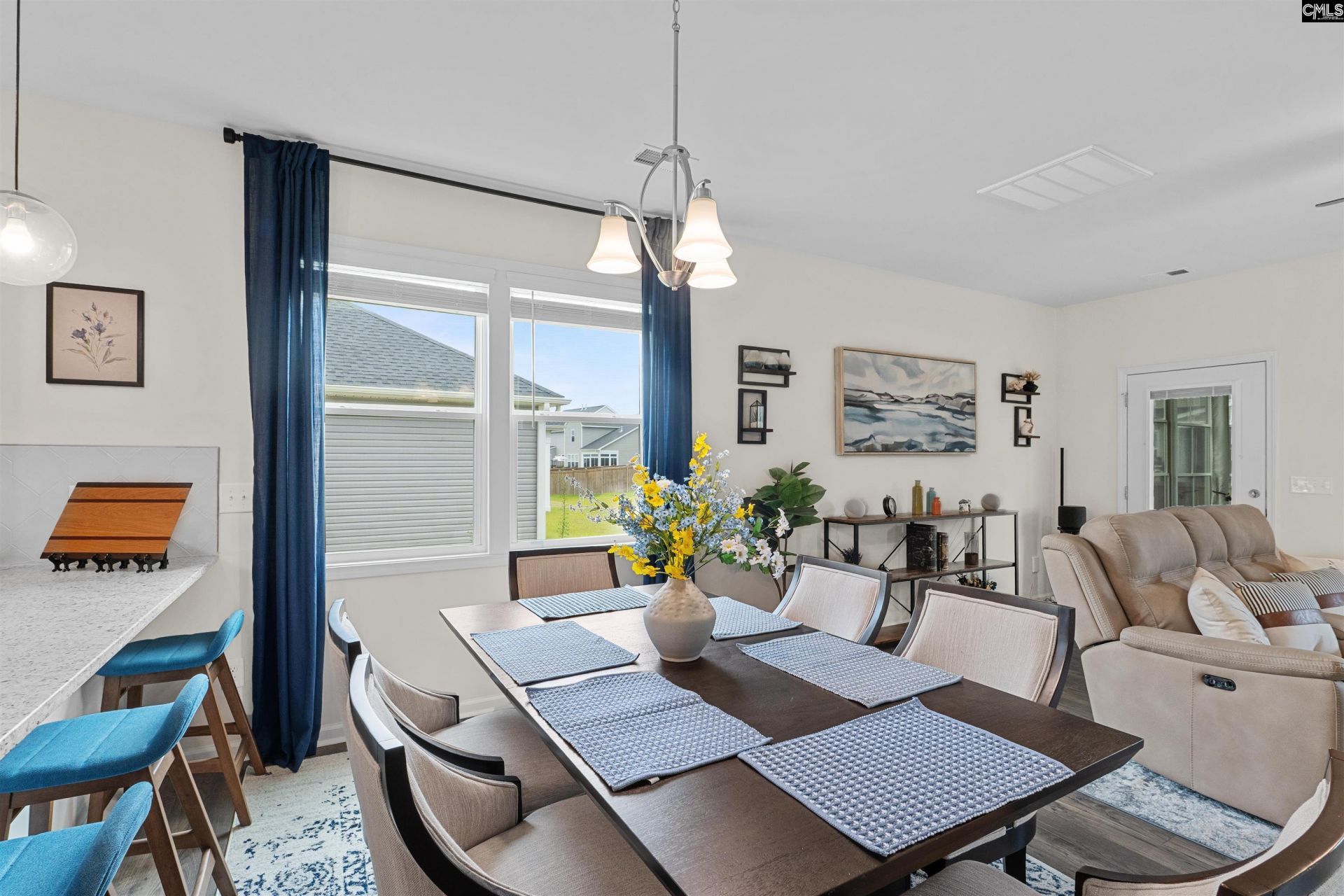 29 Harvest Glen Drive  Photo 9