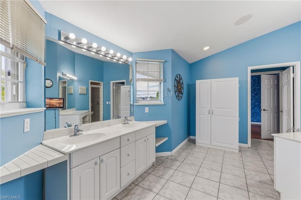 4692 Spring Creek Dr , Bonita Springs, FL 34134 Photo