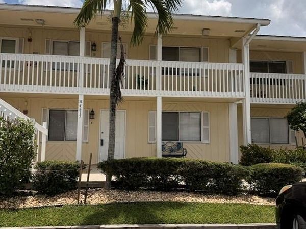 4617 Bayshore DR, Unit H4, NAPLES, FL 34112