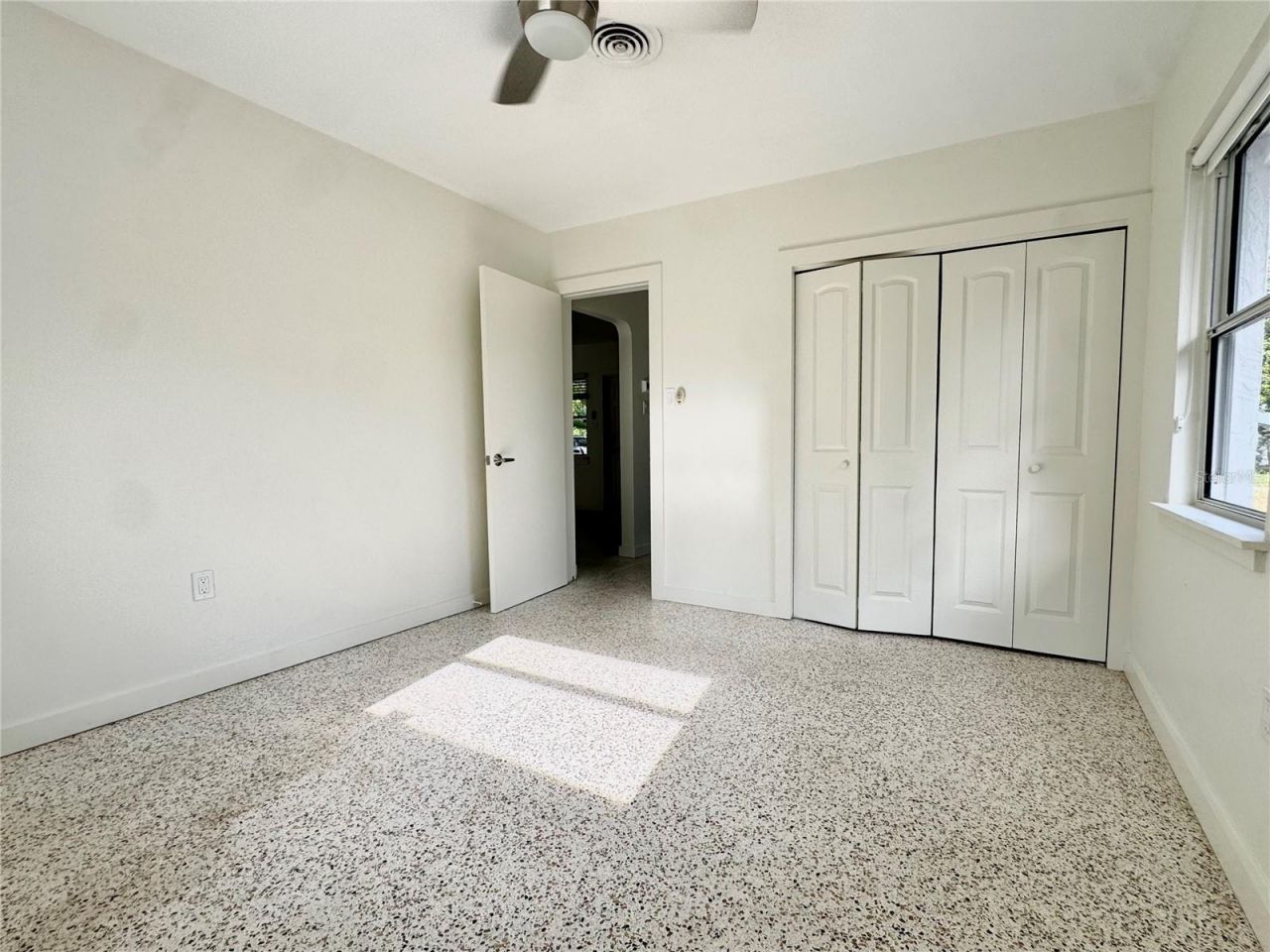 4722 Stevens Drive, Sarasota, FL 34234 Photo