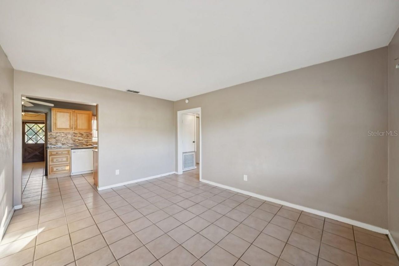 603 Oak Ridge Drive , Brandon, FL 33510 Photo