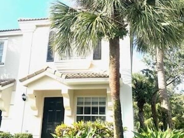 4968 Palmbrooke Circle, West Palm Beach, FL 33417